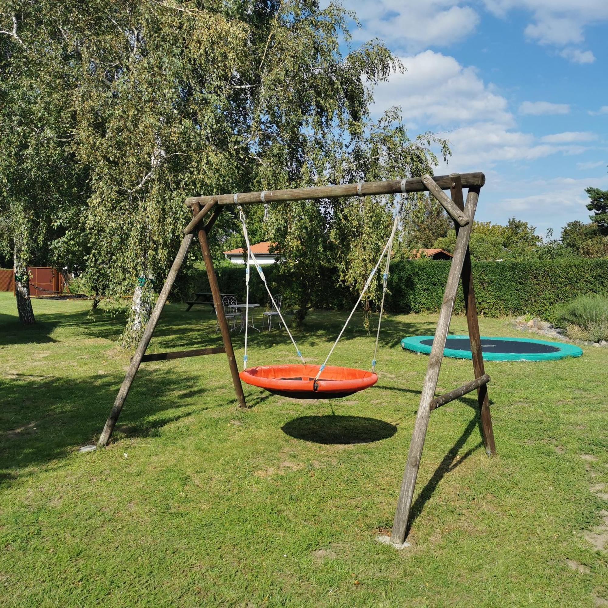 Ruegenferienhaus - Schaprode Hafen Luaran gambar