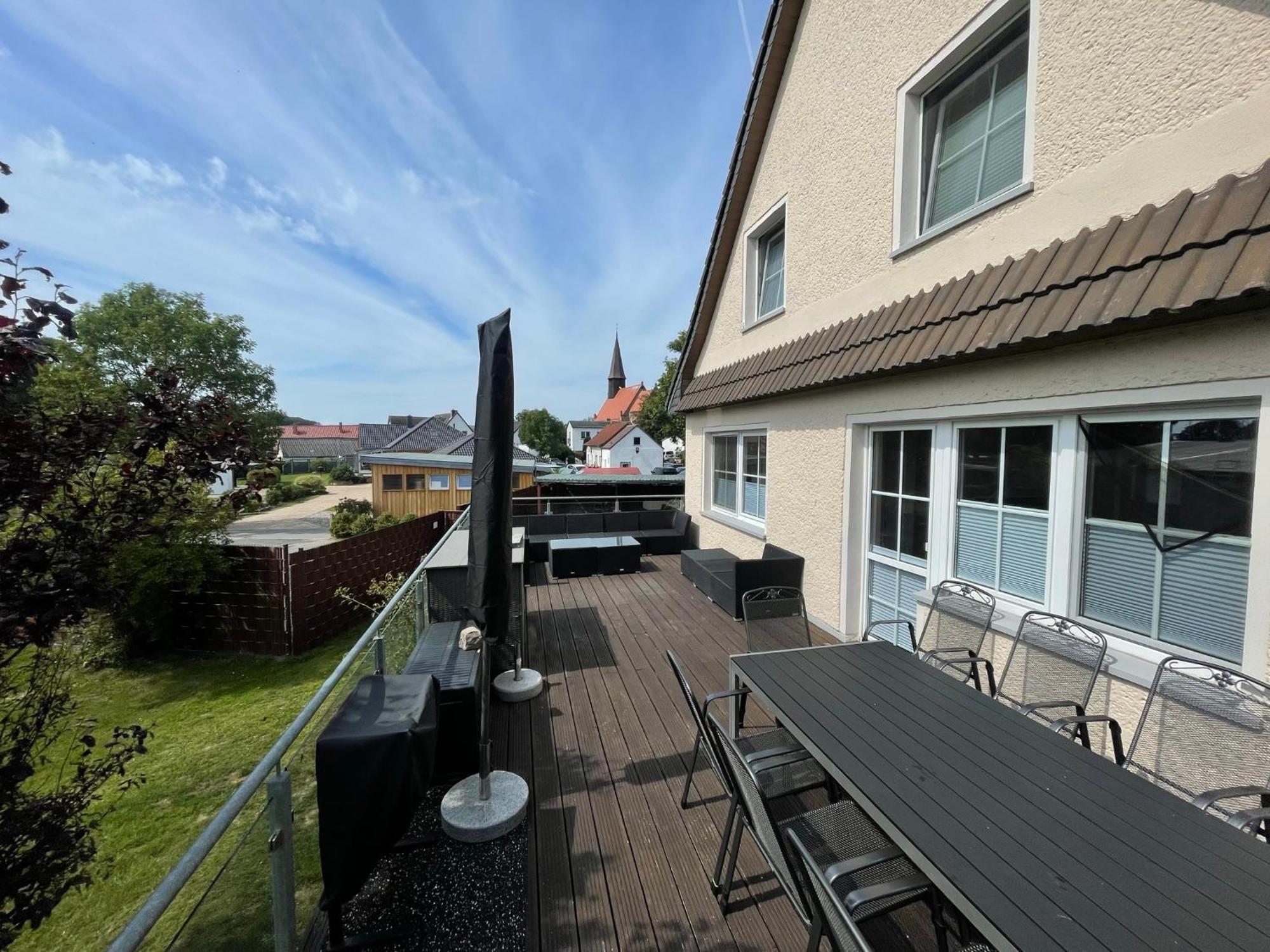 Ruegenferienhaus - Schaprode Hafen Luaran gambar